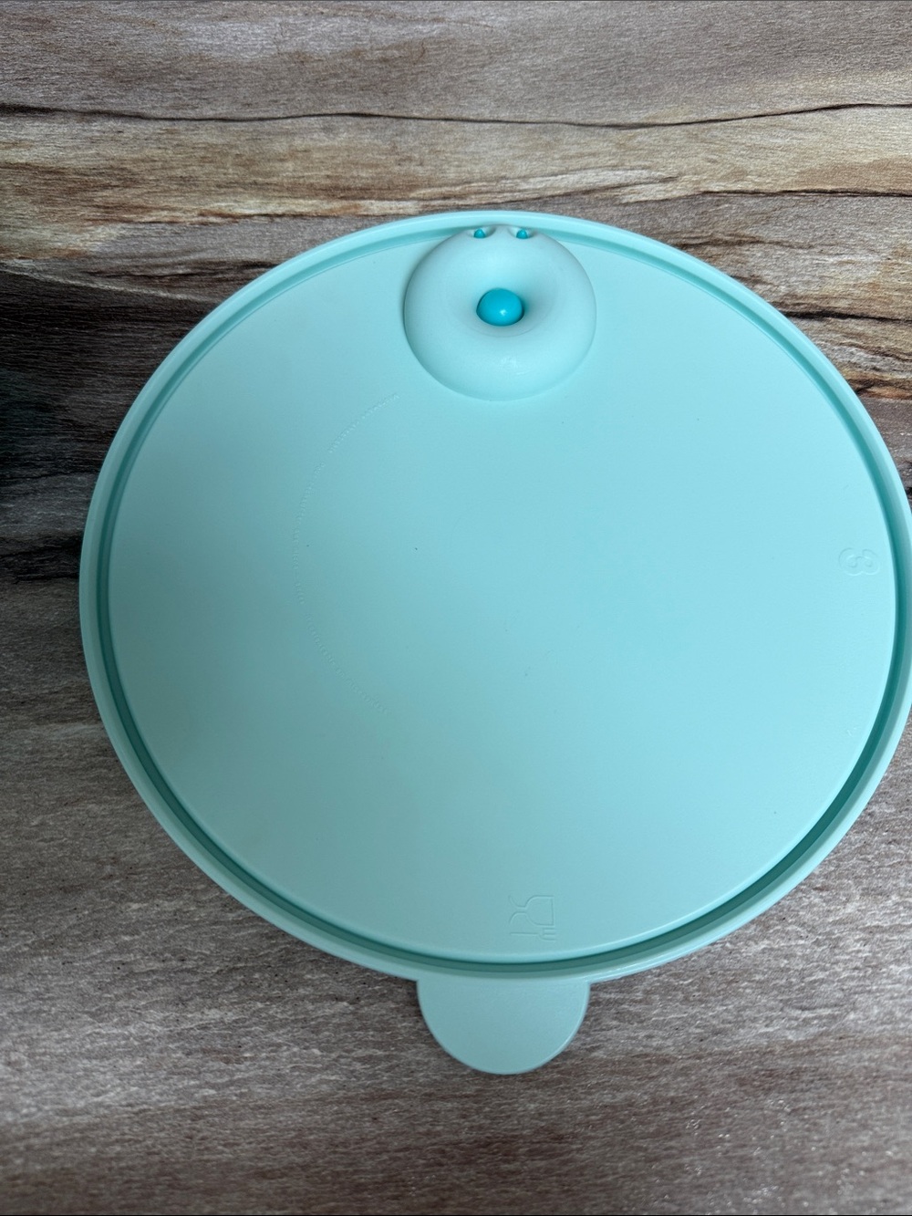 Tupperware Crystalwave Container - Picture 3 of 6